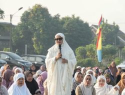 Idulfitri di Lampung Timur: Tanpa Kemewahan Halal Bihalal, Bupati Ella Pilih Berbagi di Jabung