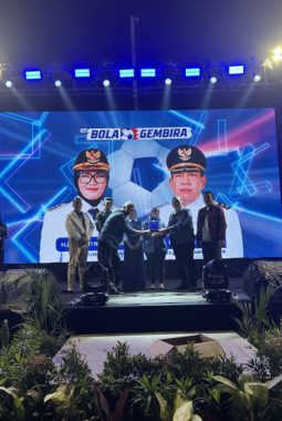 Bupati Ela Buka Festival UMKM dan Nobar Piala Dunia 2026, Perkuat Ekonomi Kerakyatan dan Kebersamaan Warga